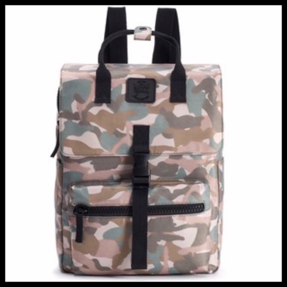 T-Shirt & Jeans Handbags - T-SHIRT & JEANS LARGE SQUARE CAMOUFLAGE BACKPACK T-Shirt & Jeans Handbags - T-SHIRT & JEANS LARGE SQUARE CAMOUFLAGE BACKPACK